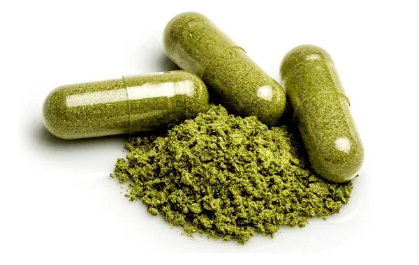 Super green capsules or powders